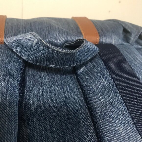 Herschel Backpack Little America Denim Red Stripe Interior 20 x 14.5" Unisex EUC - Picture 6 of 12